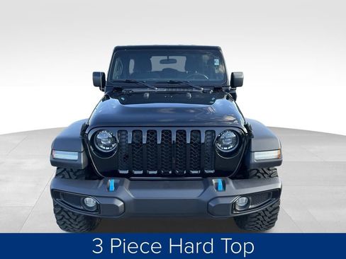 Used 2023 Jeep Wrangler Unlimited w/ Cold Weather Group image 13
