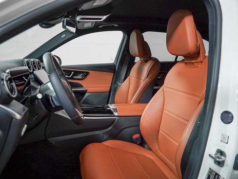 Certified 2025 Mercedes-Benz GLC 350e 4MATIC image 12