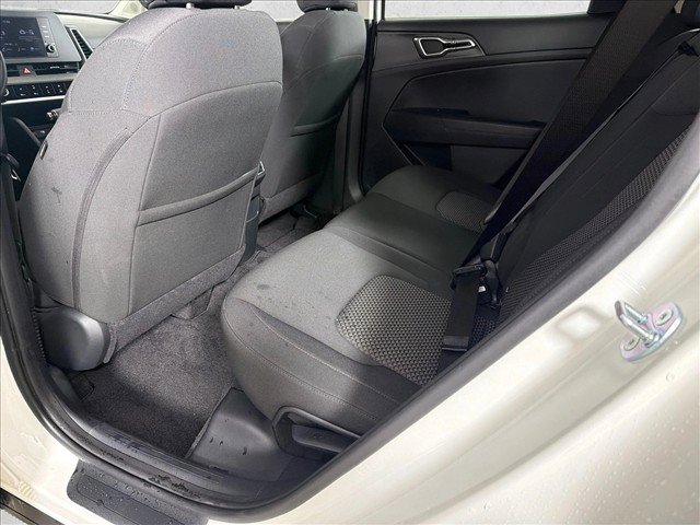 Used 2025 Kia Sportage LX FWD image 20