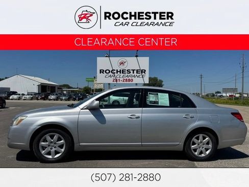 Used 2007 Toyota Avalon XL FWD image 1