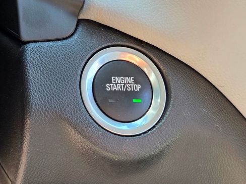 Used 2024 Chevrolet Equinox LS w/ LS Convenience Package FWD image 23