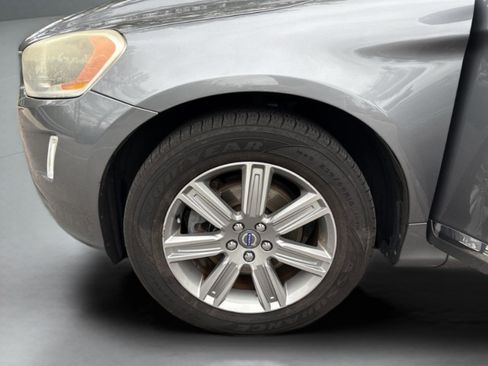 Used 2016 Volvo XC60 T6 Platinum w/ Climate Package image 24