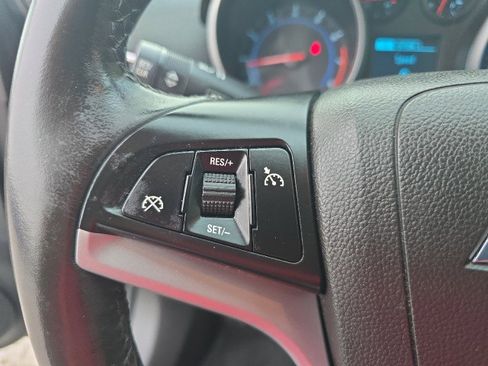 Used 2014 Chevrolet Cruze LT image 20