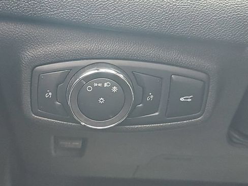 Used 2019 Lincoln MKC Select w/ MKC Climate Package AWD/4WD image 25