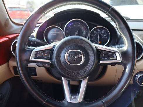 Used 2017 MAZDA MX-5 Miata RF Grand Touring RWD image 13