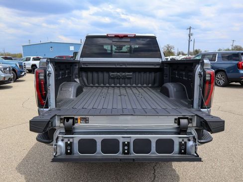 New 2026 GMC Sierra 2500 AT4 image 5