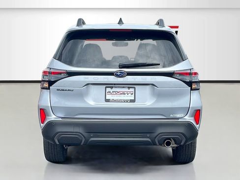Used 2025 Subaru Forester Limited w/ Popular Package #1 AWD/4WD image 6