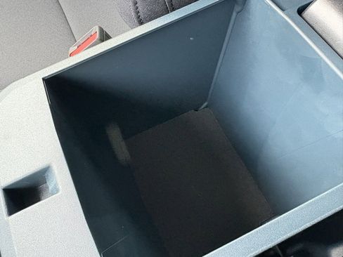 New 2025 Ford Maverick XL w/ Equipment Group 101A image 43