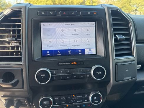 Used 2020 Ford Expedition XLT w/ Equipment Group 202A image 33