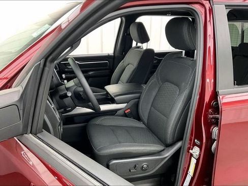 Used 2025 RAM 1500 Big Horn AWD/4WD image 8