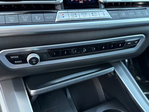 Used 2023 BMW X5 xDrive40i w/ Luxury Seating Package AWD/4WD image 41