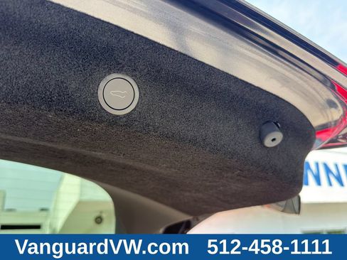 Used 2026 Tesla Model Y 2WD image 10
