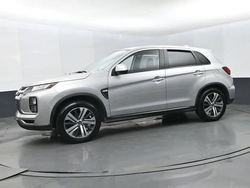 Used 2024 Mitsubishi Outlander Sport SE AWD/4WD image 5
