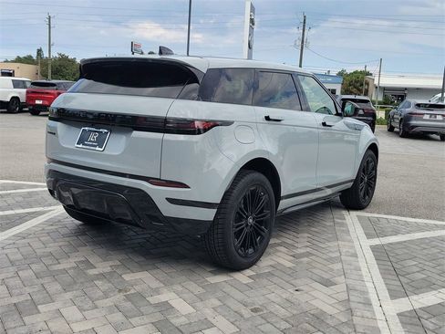 New 2026 Land Rover Range Rover Evoque Dynamic SE image 5