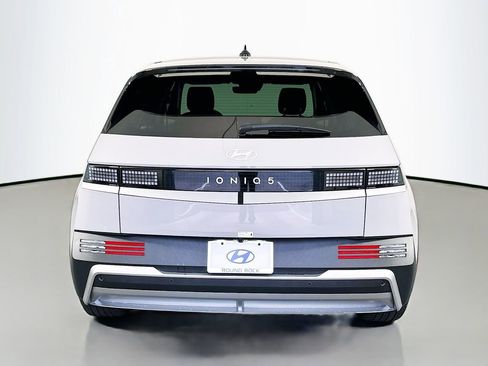 New 2026 Hyundai Ioniq 5 SEL image 6