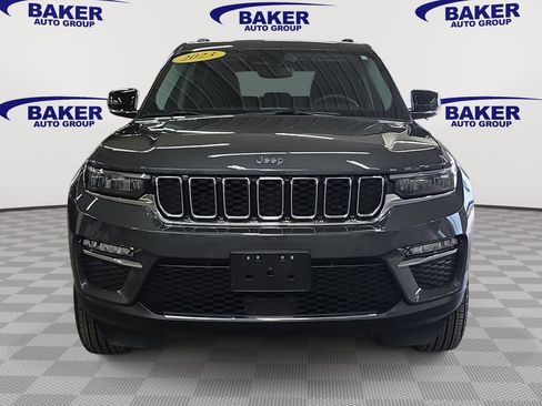 Used 2023 Jeep Grand Cherokee 4WD 4xe image 2