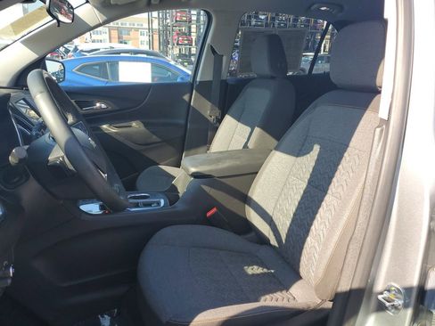 Used 2024 Chevrolet Equinox LT image 18