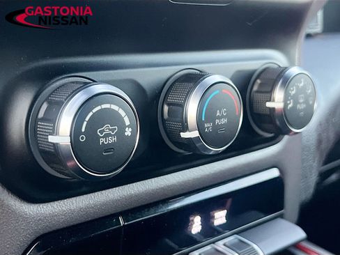 Used 2022 RAM 1500 Rebel image 19