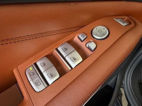 Used 2021 BMW X7 xDrive40i w/ Premium Package 2 image 14