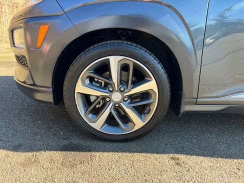 Used 2021 Hyundai Kona Limited image 28