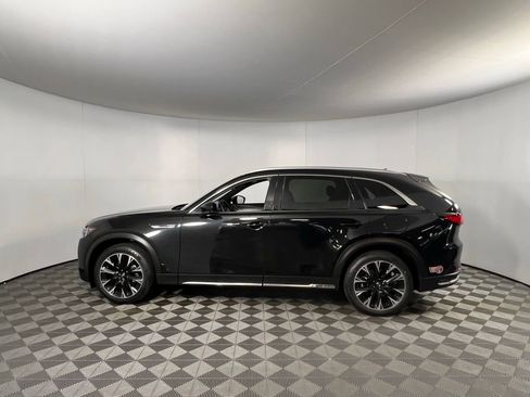 Used 2024 MAZDA CX-90 Plug-In Hybrid w/ Premium Plus image 11