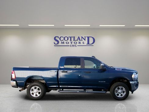 Used 2024 RAM 2500 Big Horn w/ Bed Utility Group image 5