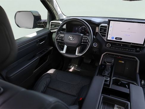Used 2024 Toyota Tundra Limited image 30