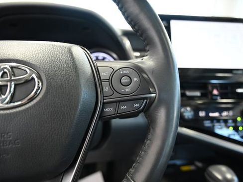 Used 2023 Toyota Camry SE w/ Cold Weather Package FWD image 24