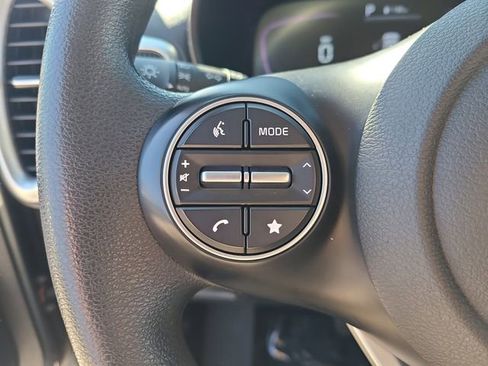 Used 2024 Kia Soul LX w/ Option Group 015 FWD image 22
