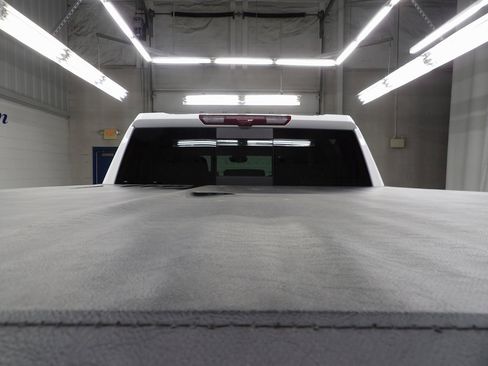 Used 2025 GMC Sierra 1500 AT4 w/ Technology Package image 39