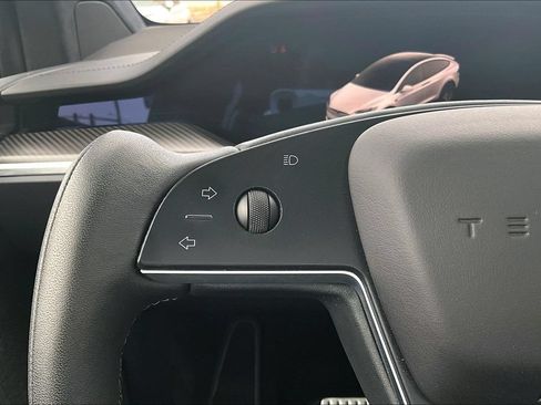 Used 2022 Tesla Model X Plaid AWD/4WD image 18