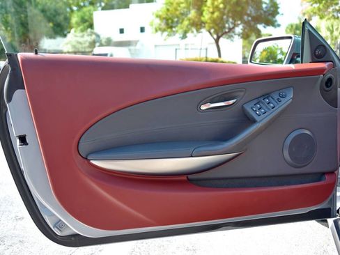 Used 2005 BMW 645Ci Convertible image 14