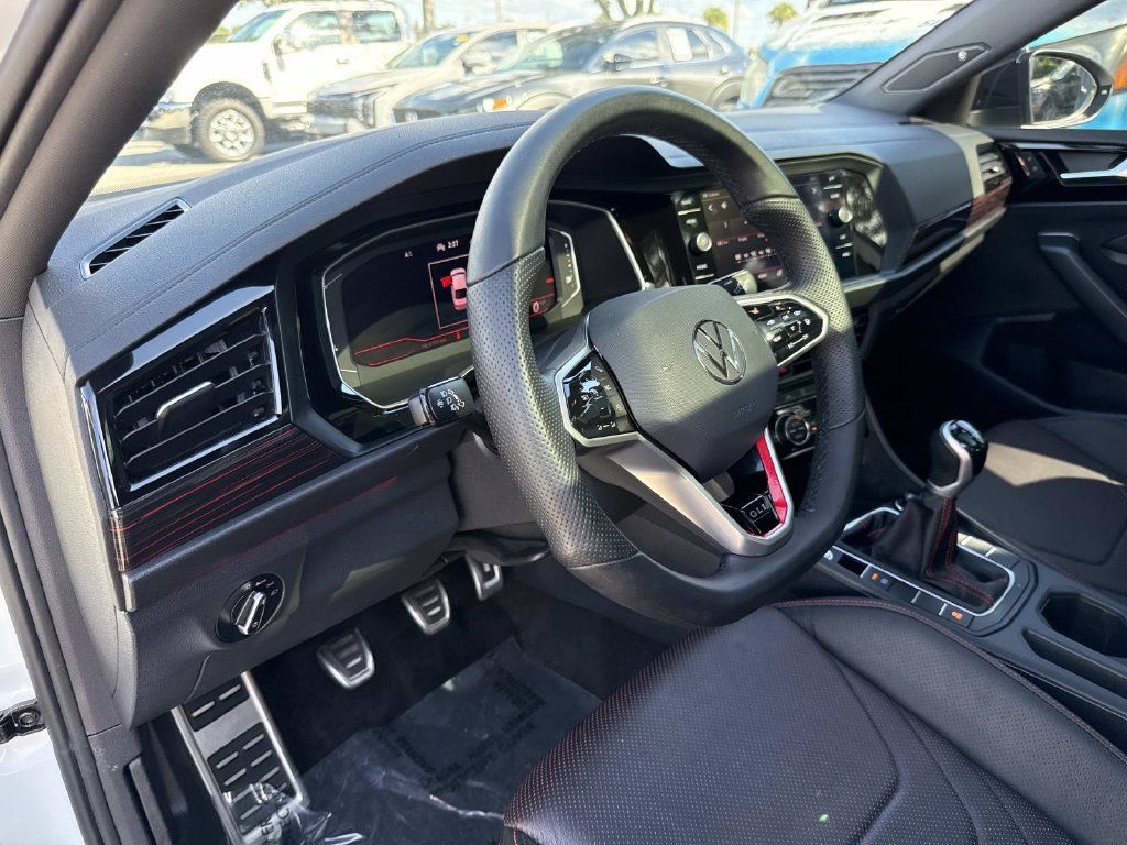 Used 2024 Volkswagen Jetta GLI Autobahn FWD image 24