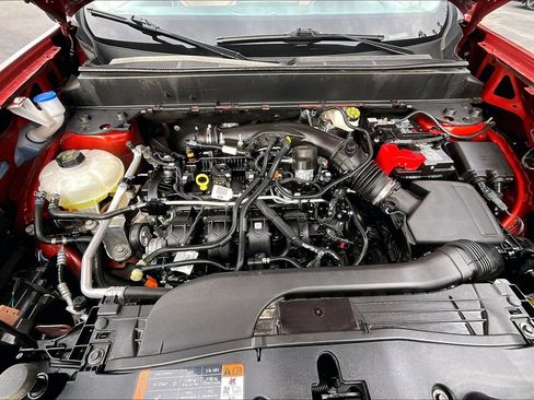 Used 2024 Ford Maverick Lariat w/ FX4 Off-Road Package image 9