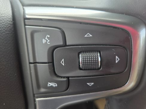 Used 2024 Chevrolet Tahoe Premier AWD/4WD image 14