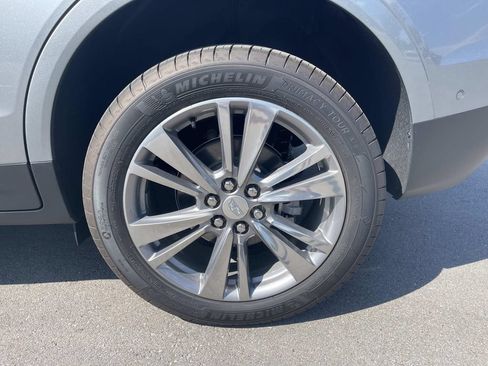New 2026 Cadillac XT5 Premium Luxury w/ Driver Assist Package AWD/4WD image 10