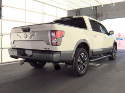 Used 2021 Nissan Titan Platinum Reserve w/ Moonroof Package AWD/4WD image 4