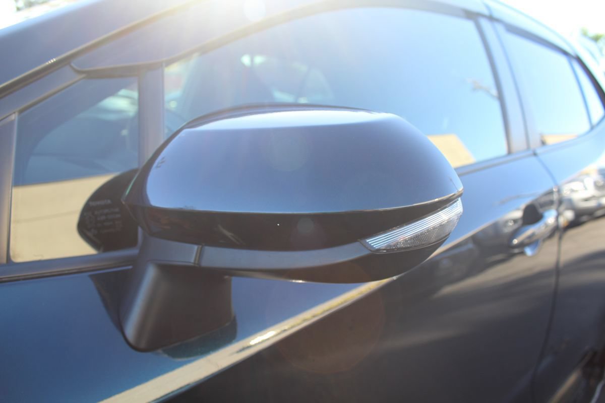 Used 2019 Toyota Corolla XSE FWD image 16