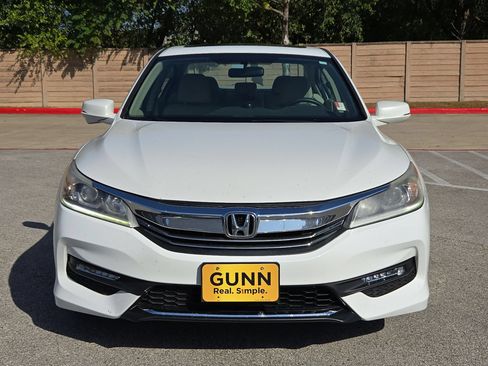Used 2016 Honda Accord EX image 8
