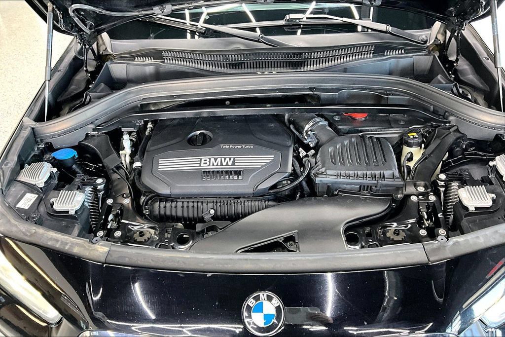 Used 2022 BMW X2 xDrive28i w/ Convenience Package AWD/4WD image 31