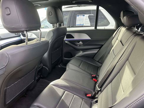 Used 2024 Mercedes-Benz GLE 450e 4MATIC image 9