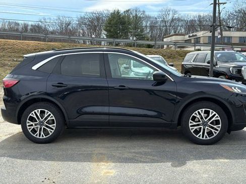 Used 2021 Ford Escape SEL w/ Technology Package AWD/4WD image 5
