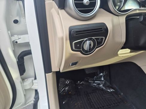 Used 2021 Mercedes-Benz GLC 300 image 12