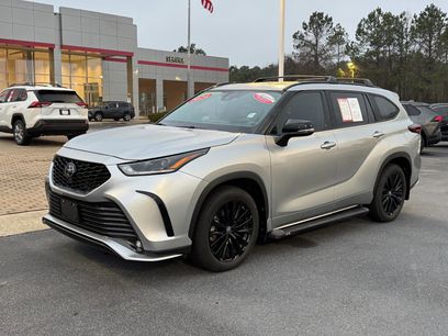 Certified 2024 Toyota Highlander XSE