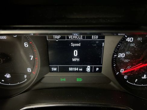 Used 2021 Chevrolet TrailBlazer LT FWD image 13