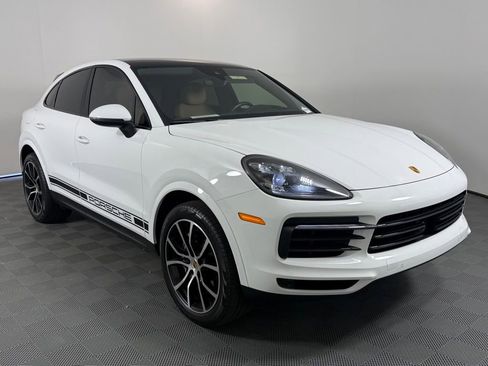 Certified 2022 Porsche Cayenne Coupe AWD/4WD image 9