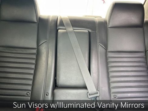 Used 2014 Dodge Challenger SXT Plus image 27