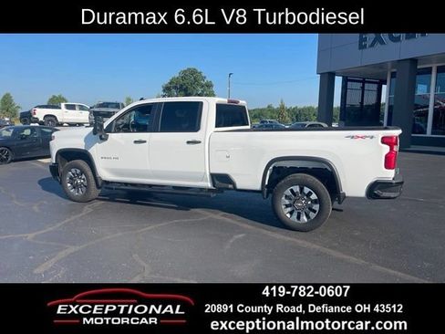 Used 2024 Chevrolet Silverado 2500 Custom w/ Custom Value Package AWD/4WD image 3