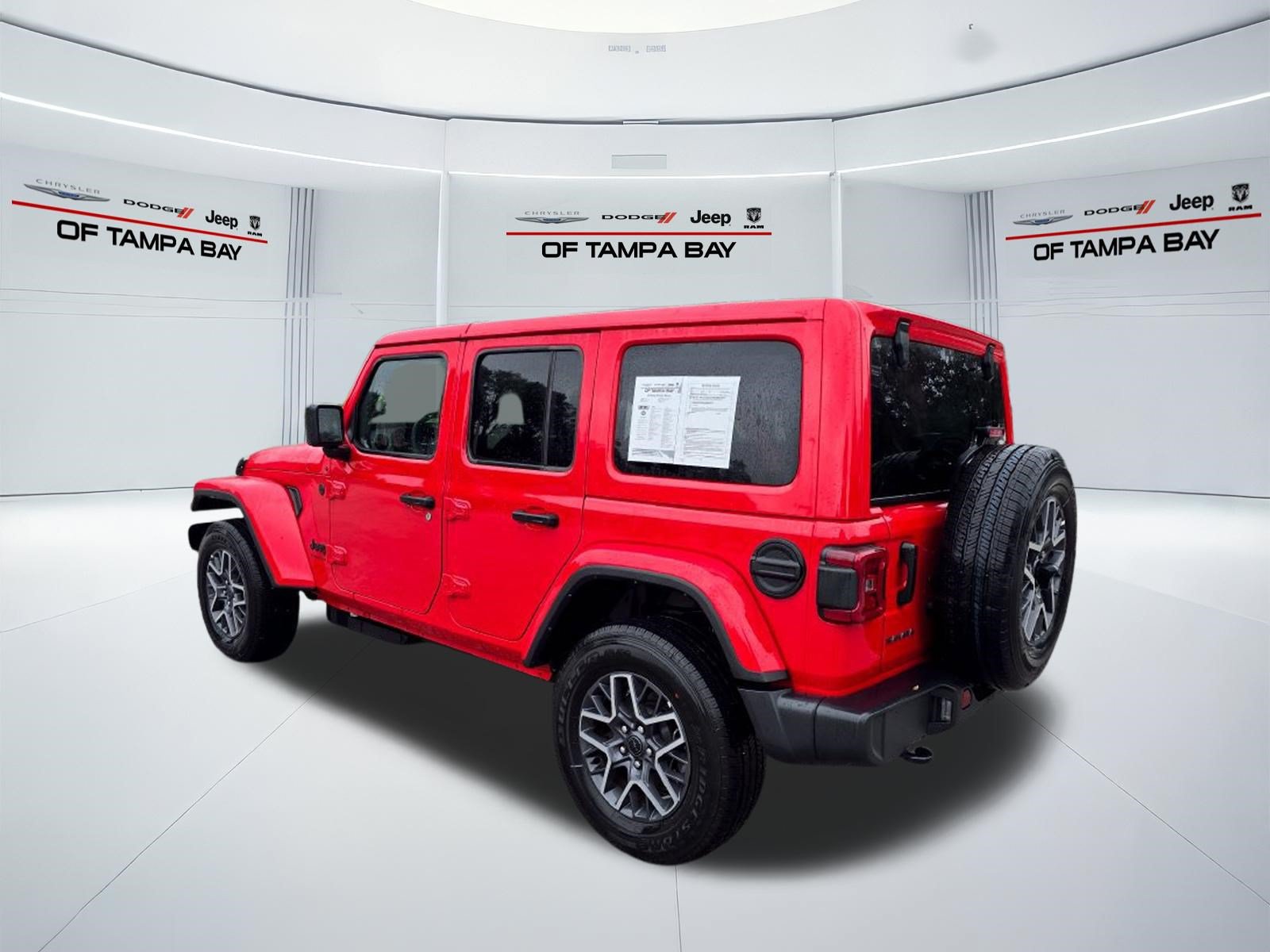 Used 2026 Jeep Wrangler Unlimited Sahara AWD/4WD image 4