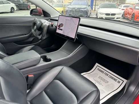 Used 2019 Tesla Model 3 Performance image 28